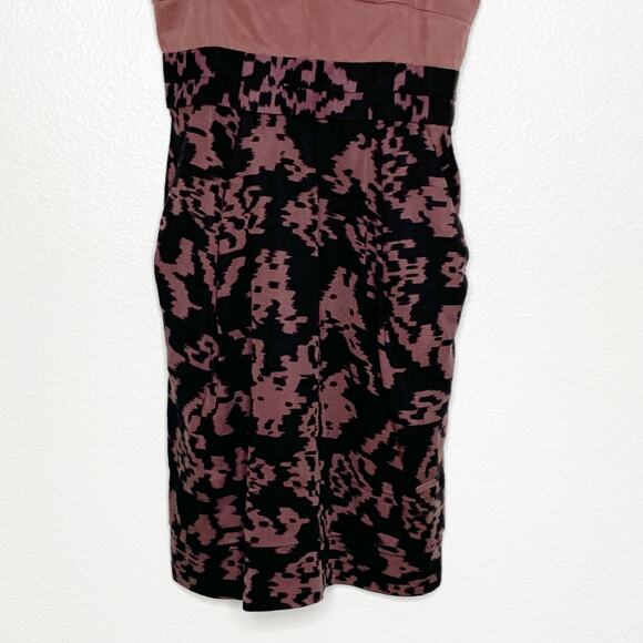 WILFRED Aritzia Drapy Lyoce Dress Pleated Bodycon Printed Black Pink Size 0 NWT - Picture 2 of 14